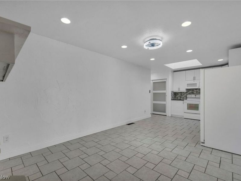 20368 Westwood Drive, Strongsville, OH 44149 Photo 9