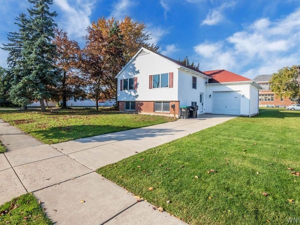 398 University Avenue , Buffalo, NY 14223