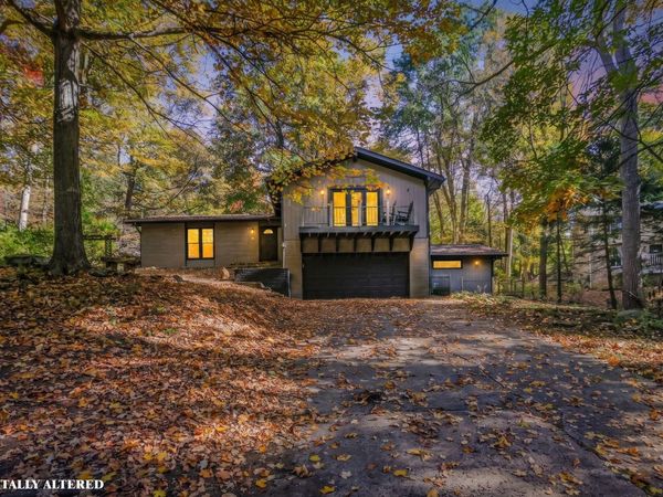 942 Elm Court , Heath, OH 43056