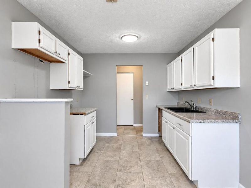 1615 Gelhot Drive, Unit 44, Fairfield, OH 45014 Photo 14
