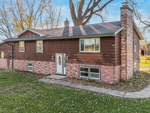 N2805 33RD LANE, Berlin, WI 54923