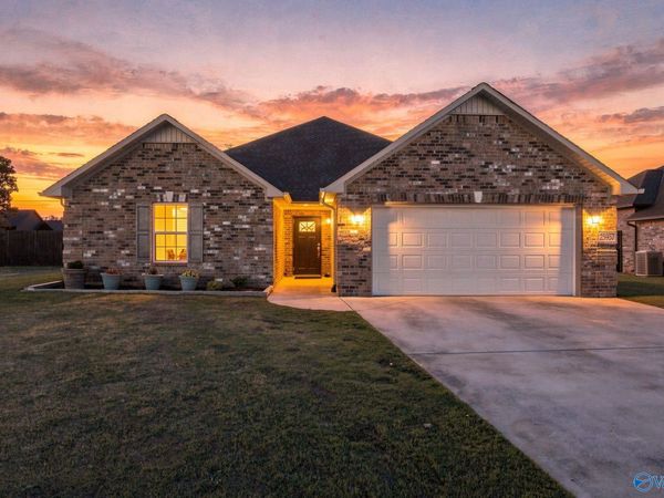 25957 Caldera Drive, Athens, AL 35613