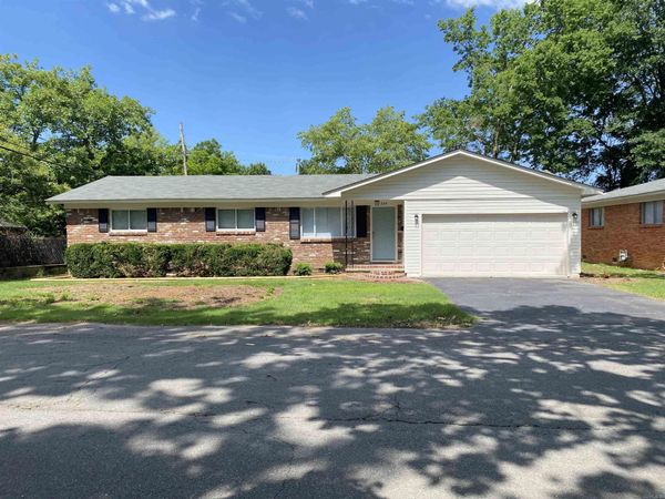 224 Sunnymeade Drive , Little Rock, AR 72205