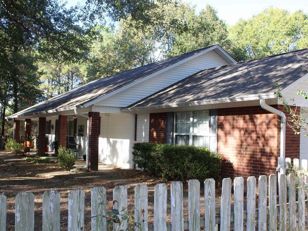 124 Hempstead 27 N., Nashville, AR 71852
