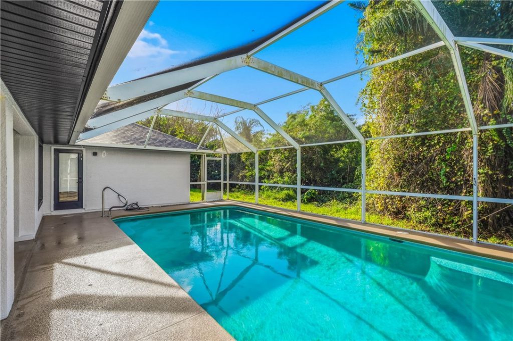 8165 126th Place, Sebastian, FL 32958 Photo