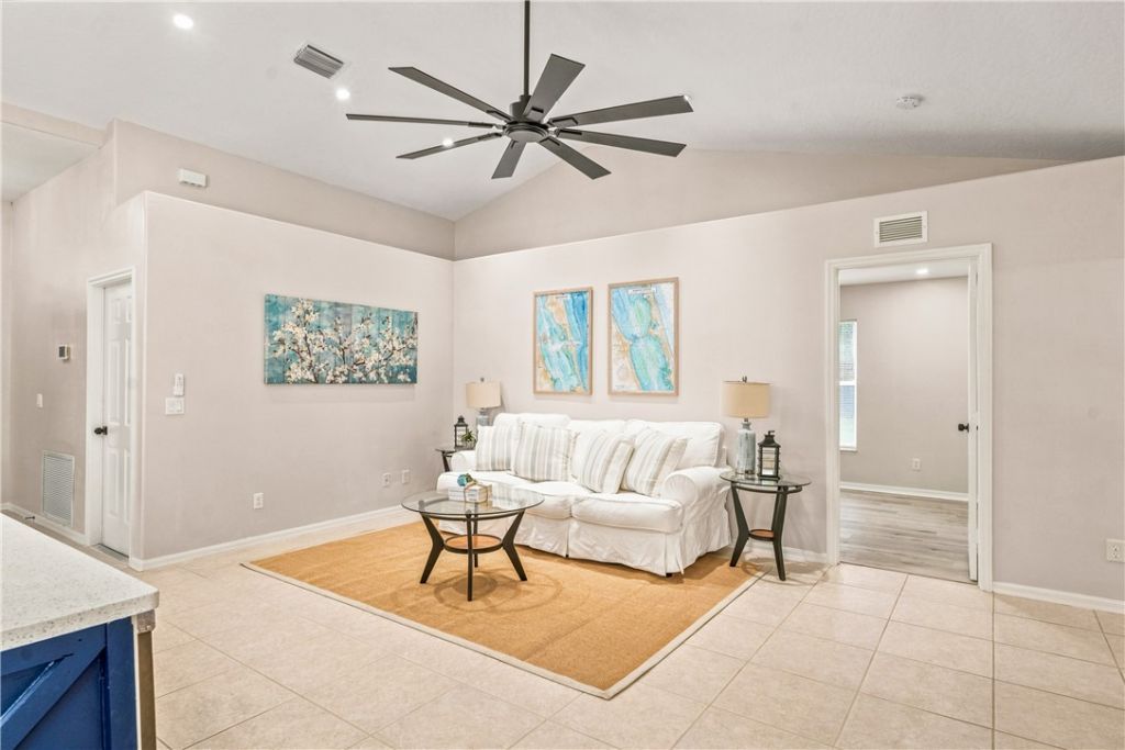 8165 126th Place, Sebastian, FL 32958 Photo