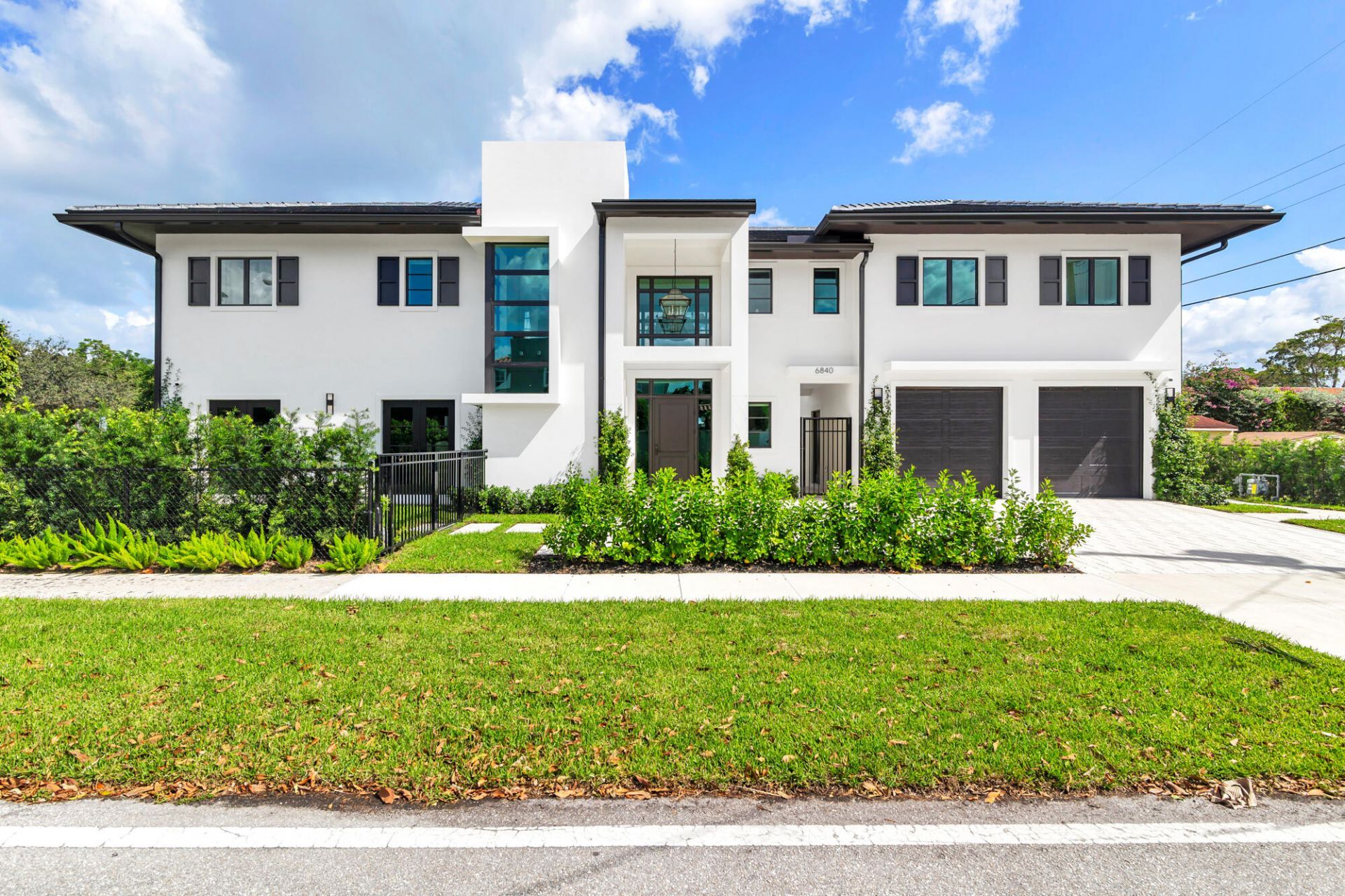 6840 Lake Avenue, West Palm Beach, FL 33405 Photo