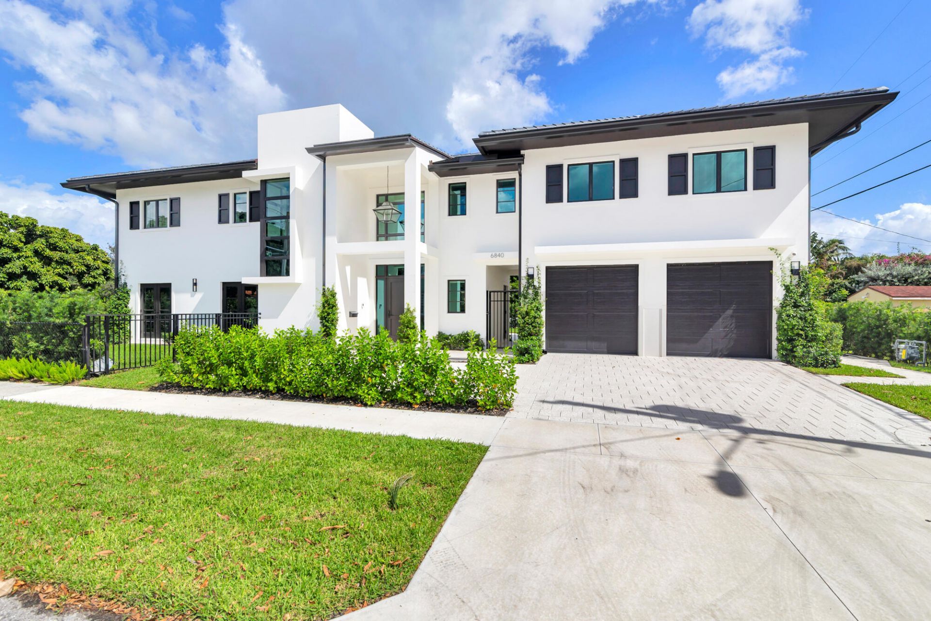 6840 Lake Avenue, West Palm Beach, FL 33405 Photo