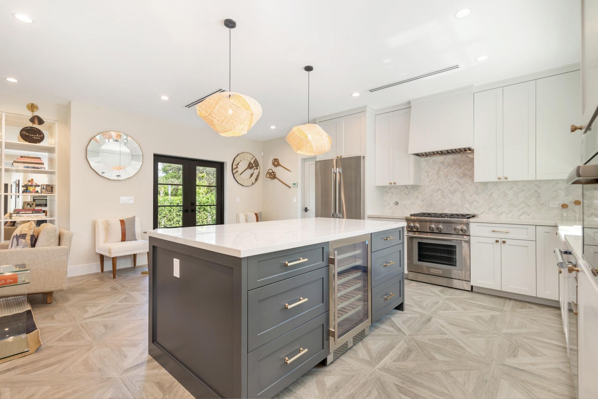 6840 Lake Avenue, West Palm Beach, FL 33405 Photo