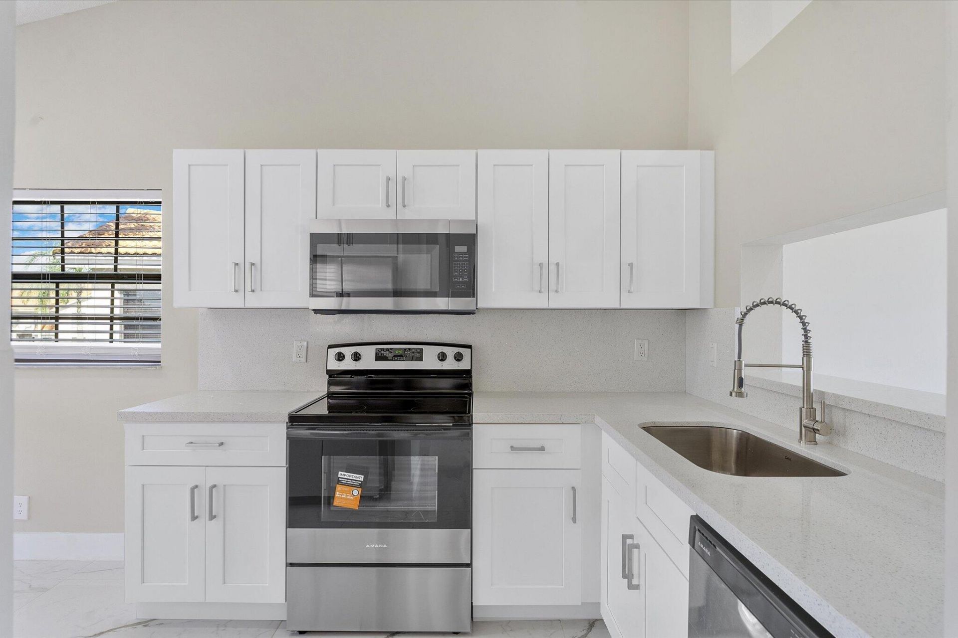 10890 Lakemore Lane, Unit 201, Boca Raton, FL 33498 Photo