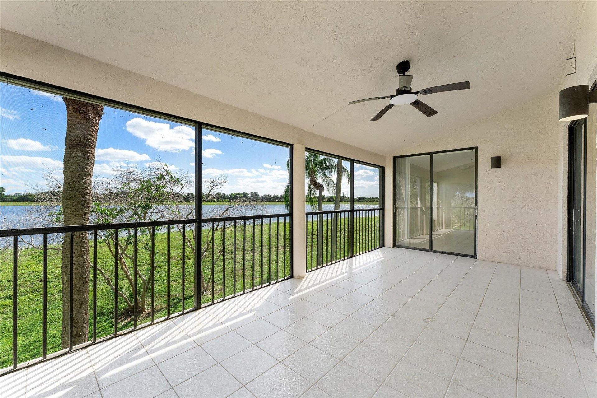 10890 Lakemore Lane, Unit 201, Boca Raton, FL 33498 Photo