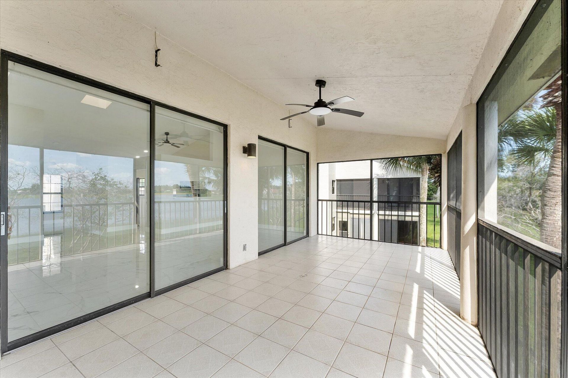 10890 Lakemore Lane, Unit 201, Boca Raton, FL 33498 Photo