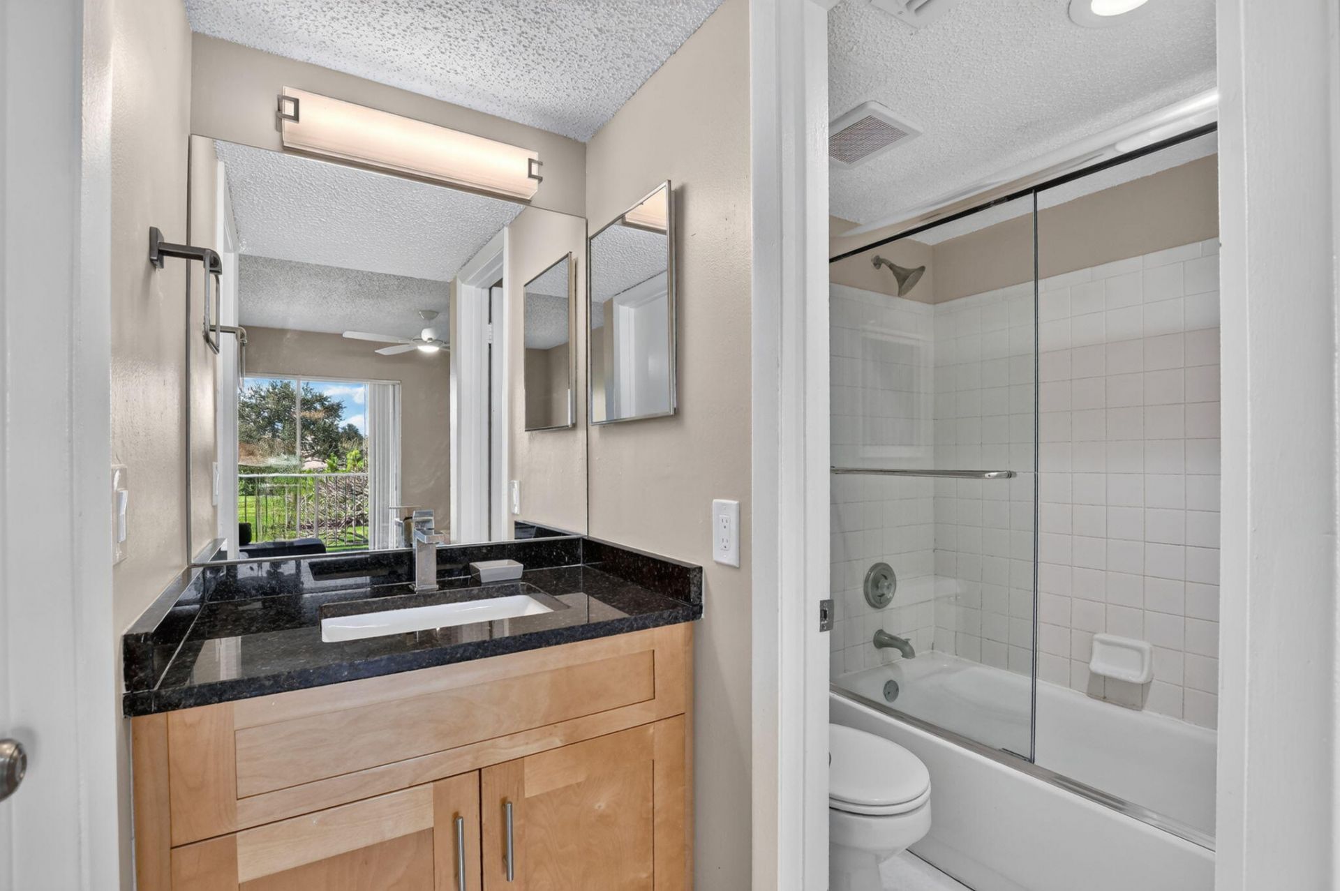 6284 La Costa Drive, Unit E, Boca Raton, FL 33433 Photo