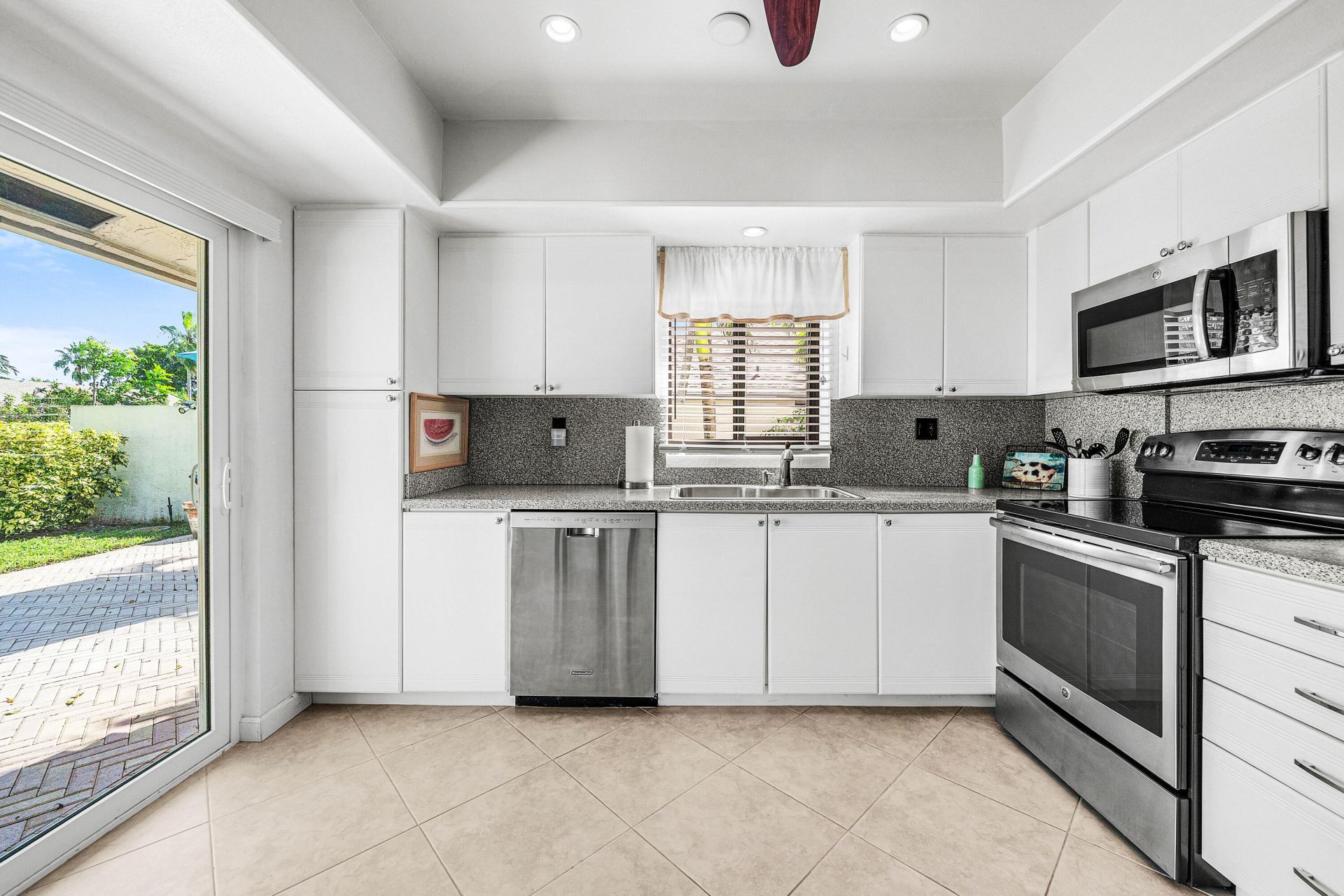 503 SW 29th Avenue, Delray Beach, FL 33445 Photo