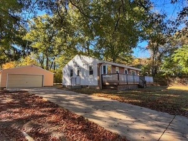 1860 Honodle Avenue , Akron, OH 44305