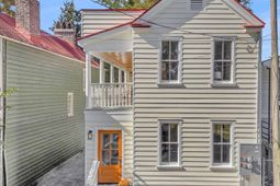9 Aiken Street photo 4