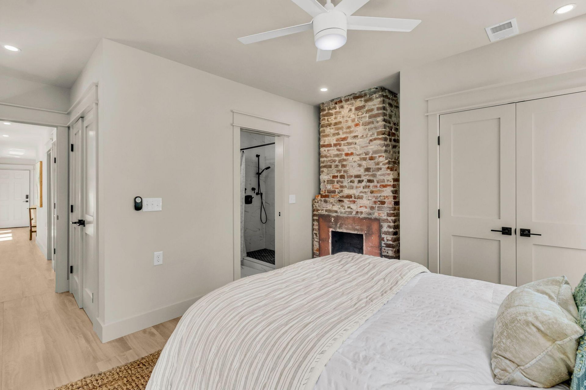 9 Aiken Street Photo 27