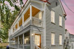 9 Aiken Street photo 4
