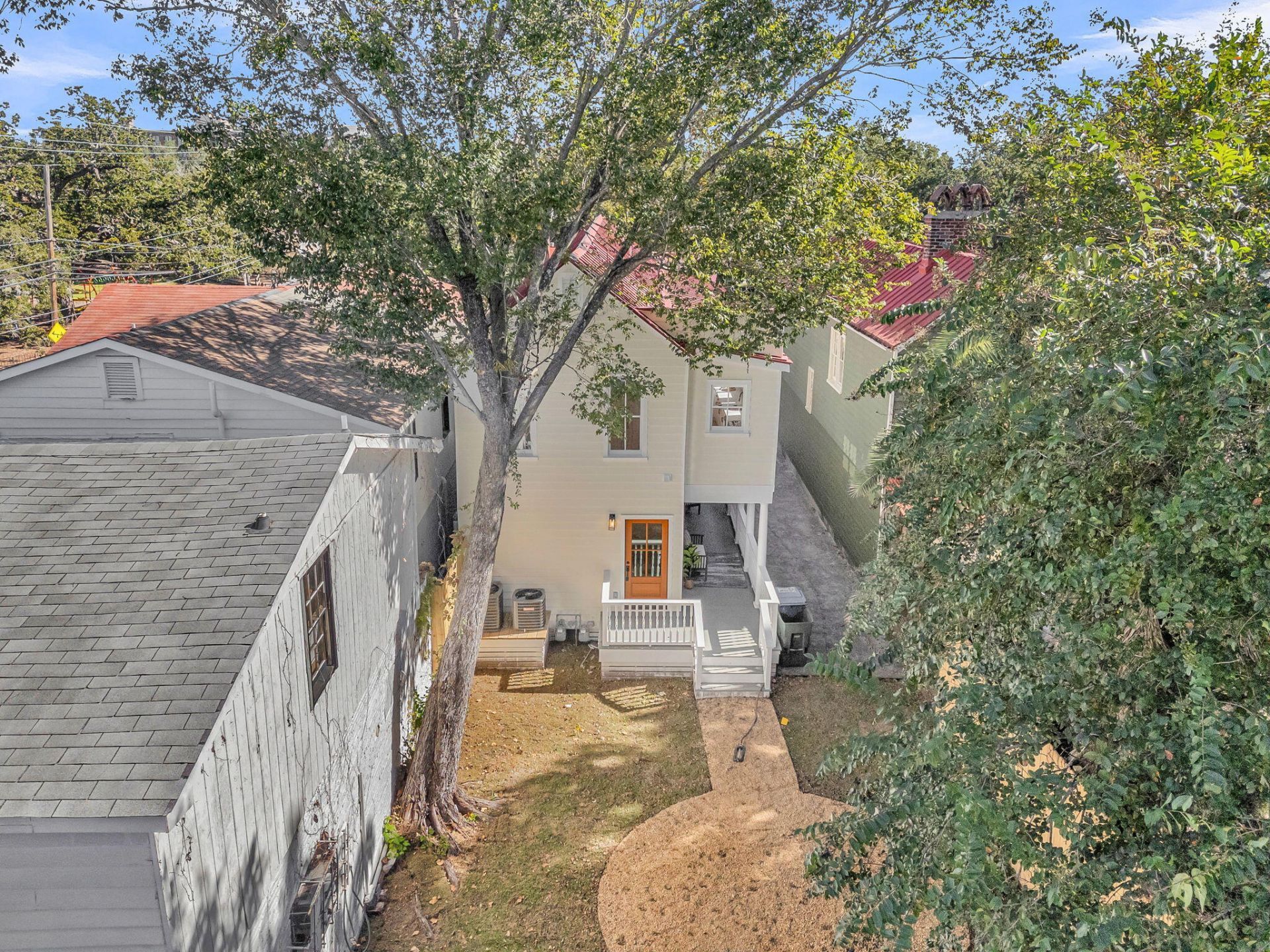 9 Aiken Street Photo 30