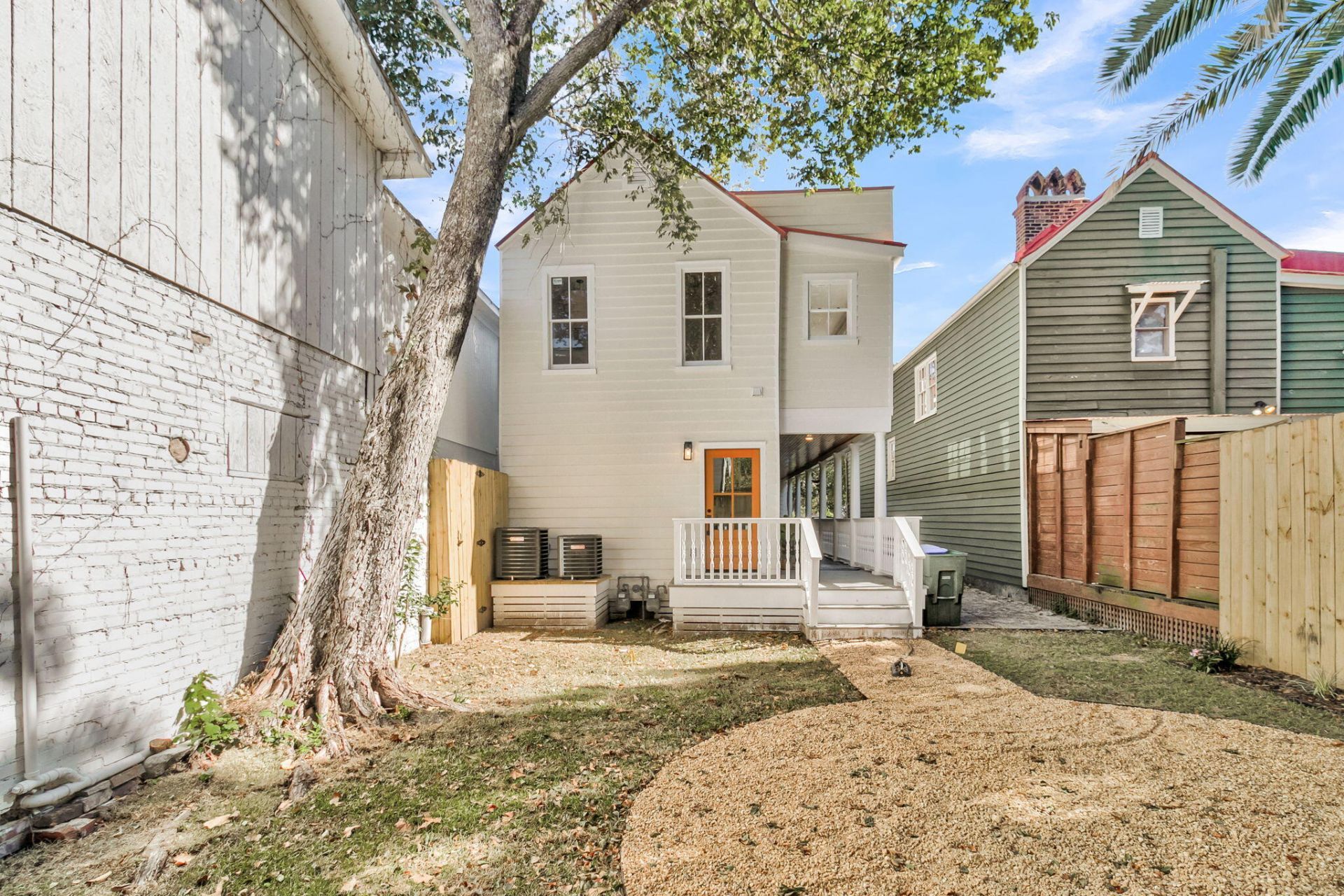 9 Aiken Street Photo 33