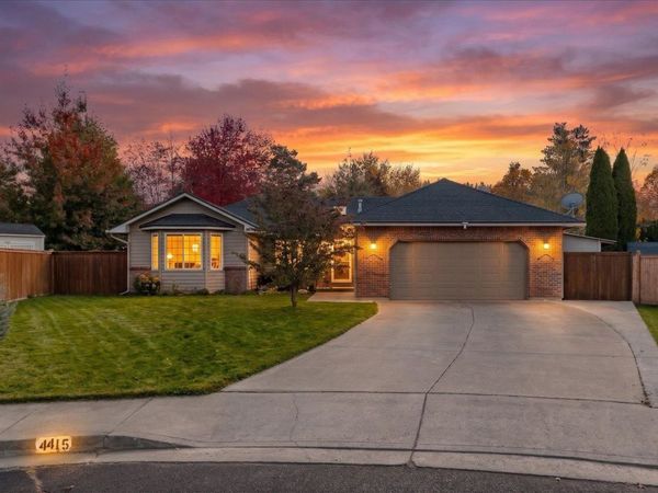 4415 S Parkside Ct, Spokane, WA 99223