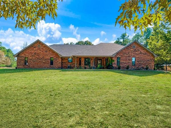 132 CR 45010, Powderly, TX 75473