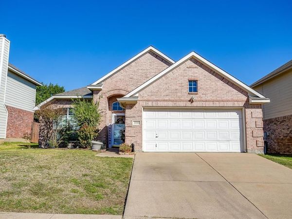2216 Pacino Drive , Fort Worth, TX 76134