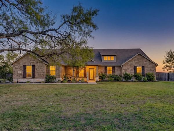 2185 Sugar Button Lane, Alvarado, TX 76009