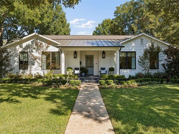 560 Northlake Drive, Dallas, TX 75218
