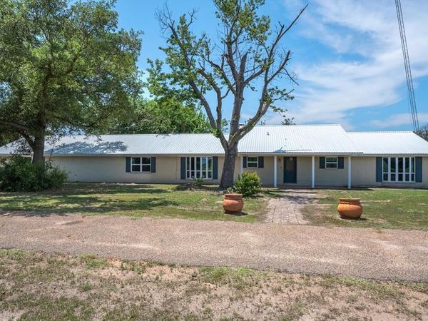 800 Vz County Road 4105 , Canton, TX 75103