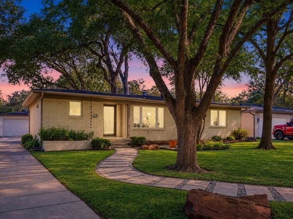 924 Sylvania Drive , Dallas, TX 75218
