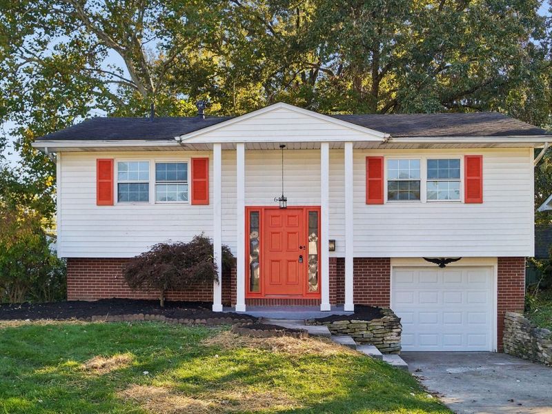 6433 Carriage Lane, Reynoldsburg, OH 43068 Photo 1