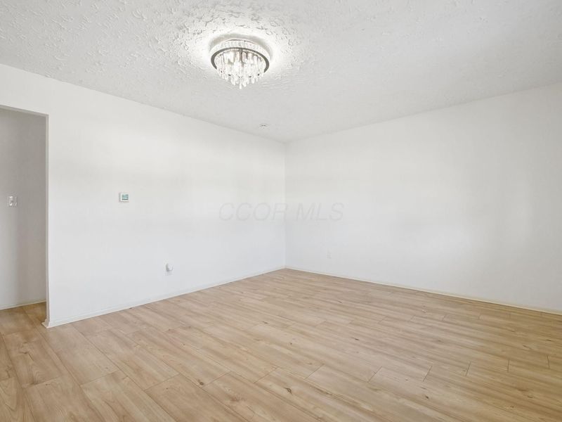 6433 Carriage Lane, Reynoldsburg, OH 43068 Photo 8