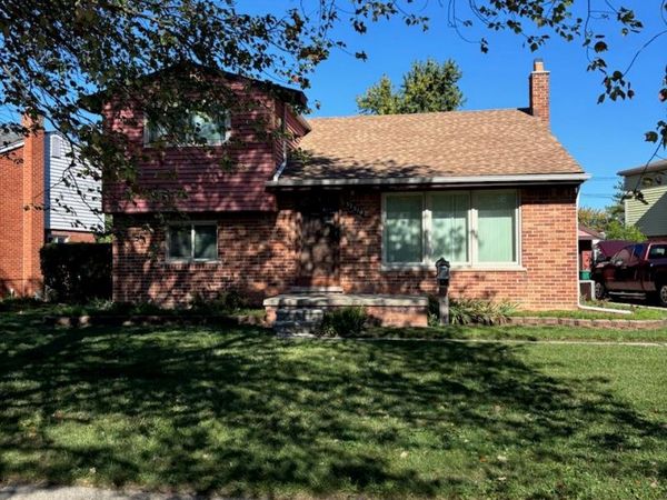 32510 Maplewood Street, Garden, Mi 48135