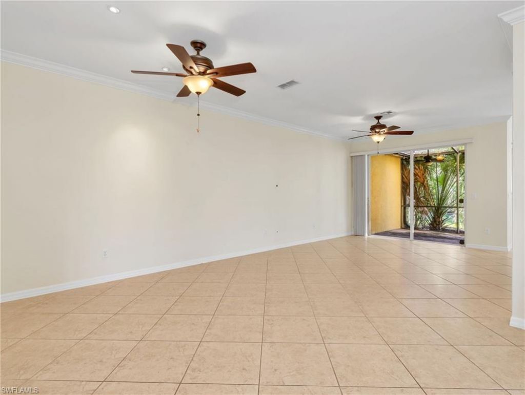 10101 Tin Maple Dr , Unit 122, Estero, FL 33928 Photo