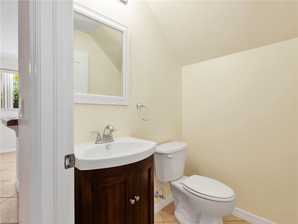 10101 Tin Maple Dr , Unit 122, Estero, FL 33928 Photo