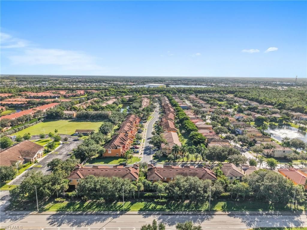 10101 Tin Maple Dr , Unit 122, Estero, FL 33928 Photo