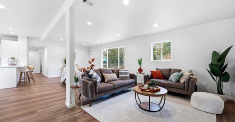 8625 Aquifer Way, Reno, NV 89506 Photo