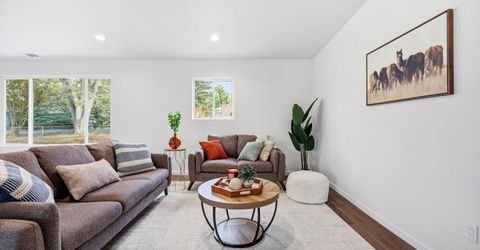 8625 Aquifer Way, Reno, NV 89506 Photo
