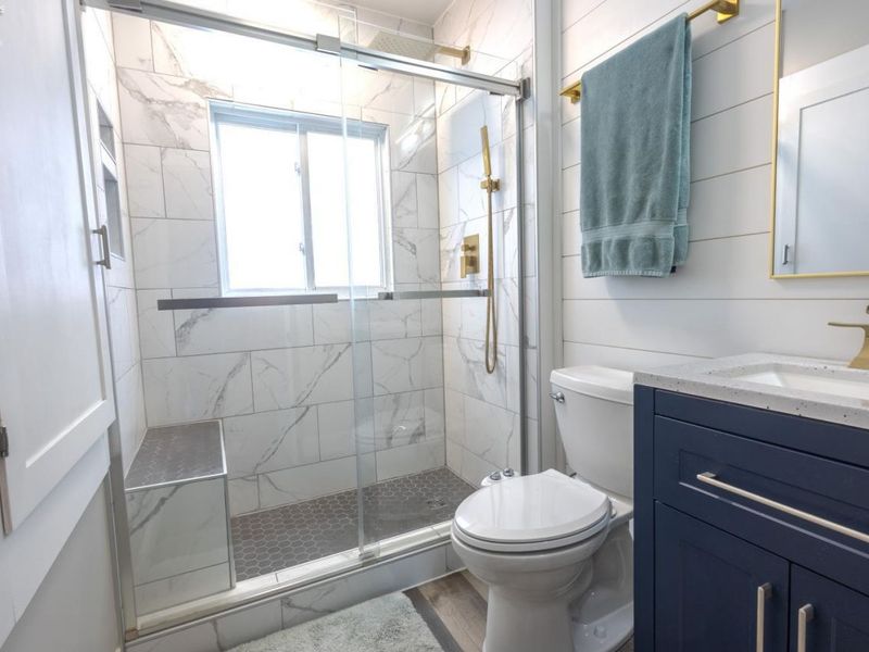 725 E Center Street, Bellevue, OH 44811 Photo 16