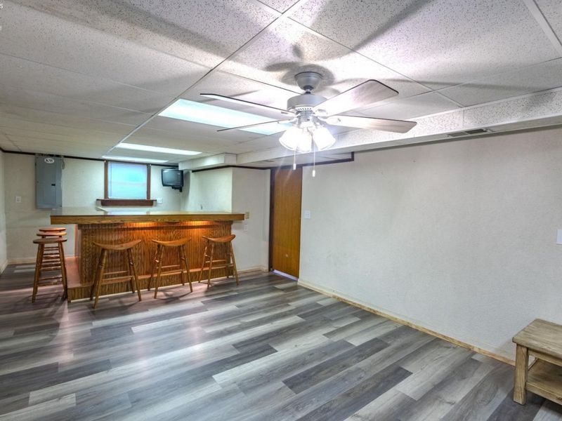 725 E Center Street, Bellevue, OH 44811 Photo 21