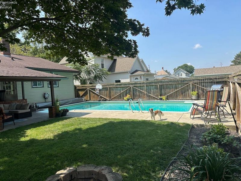 725 E Center Street, Bellevue, OH 44811 Photo 35