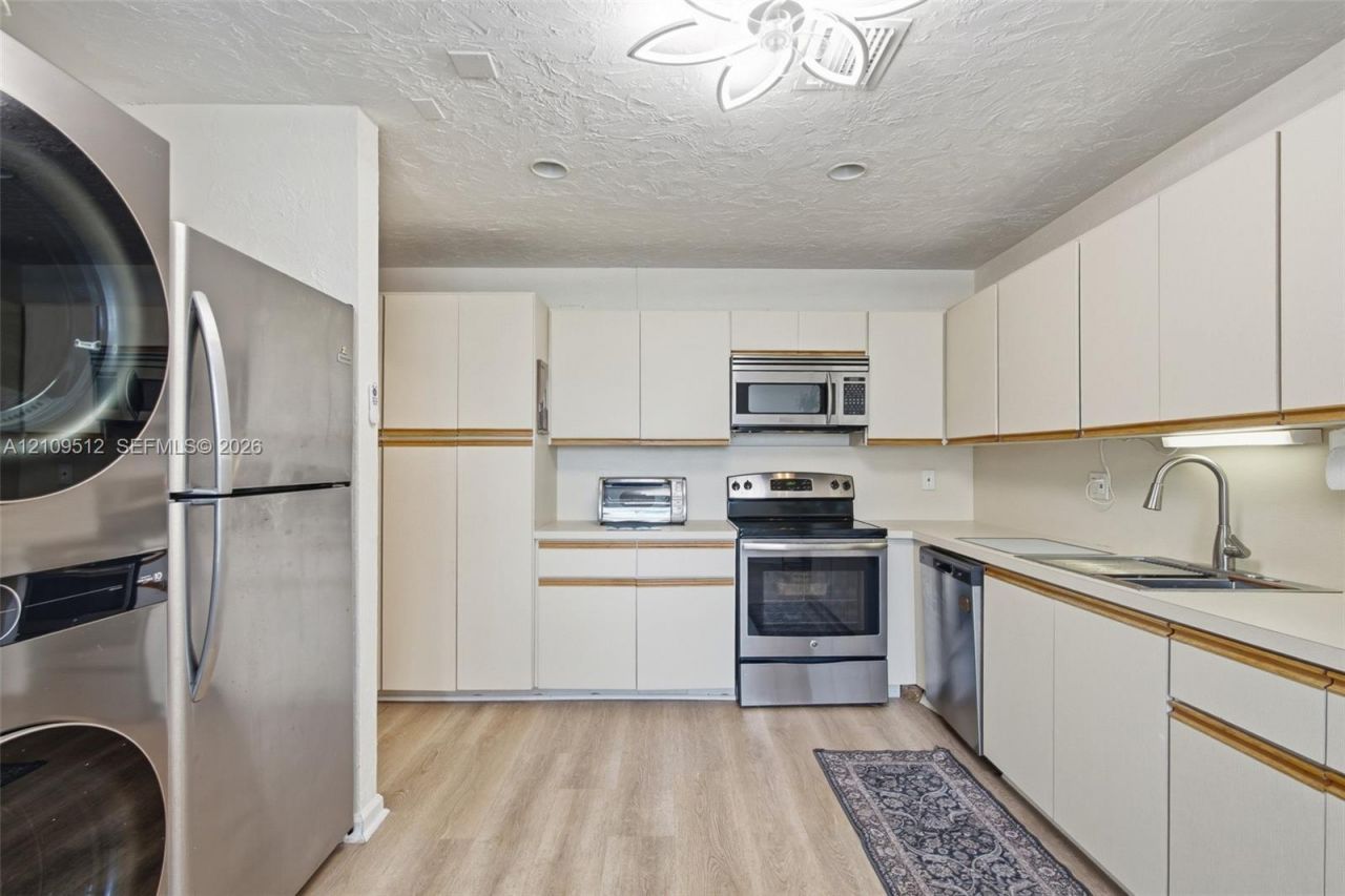 1541 NW 18th Ave , Unit 101, Delray Beach, FL 33445 Photo