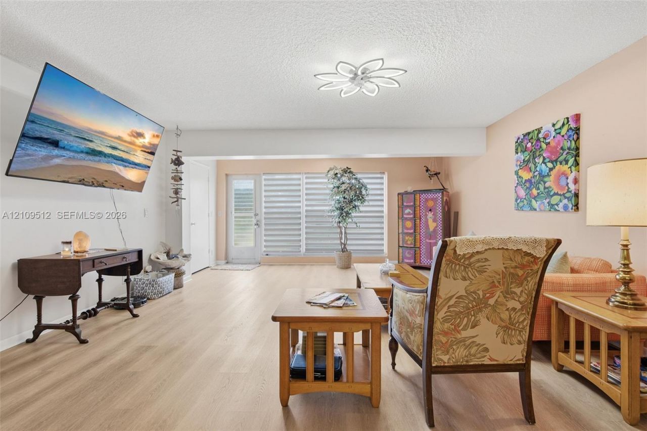 1541 NW 18th Ave , Unit 101, Delray Beach, FL 33445 Photo