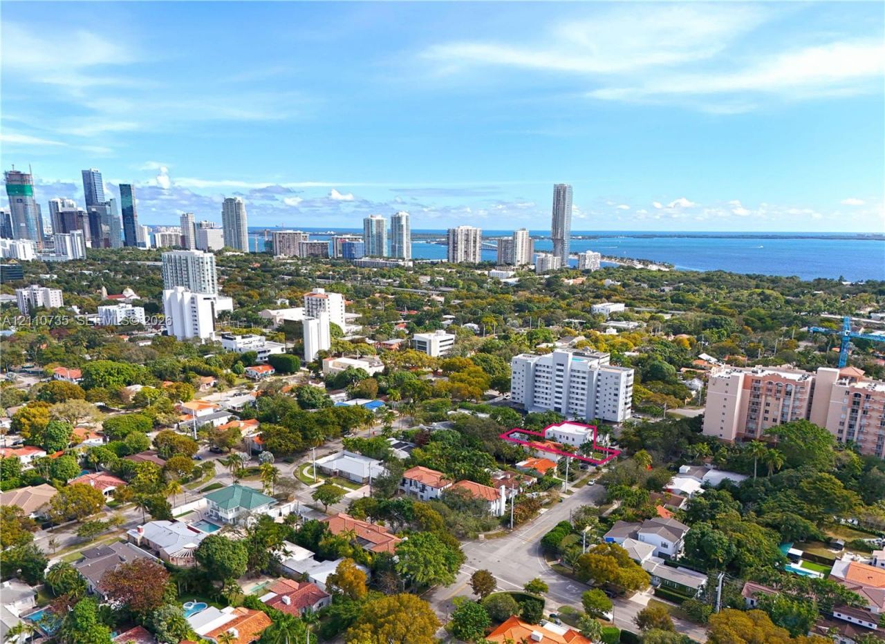 333 SW 30th Rd , Miami, FL 33129 Photo