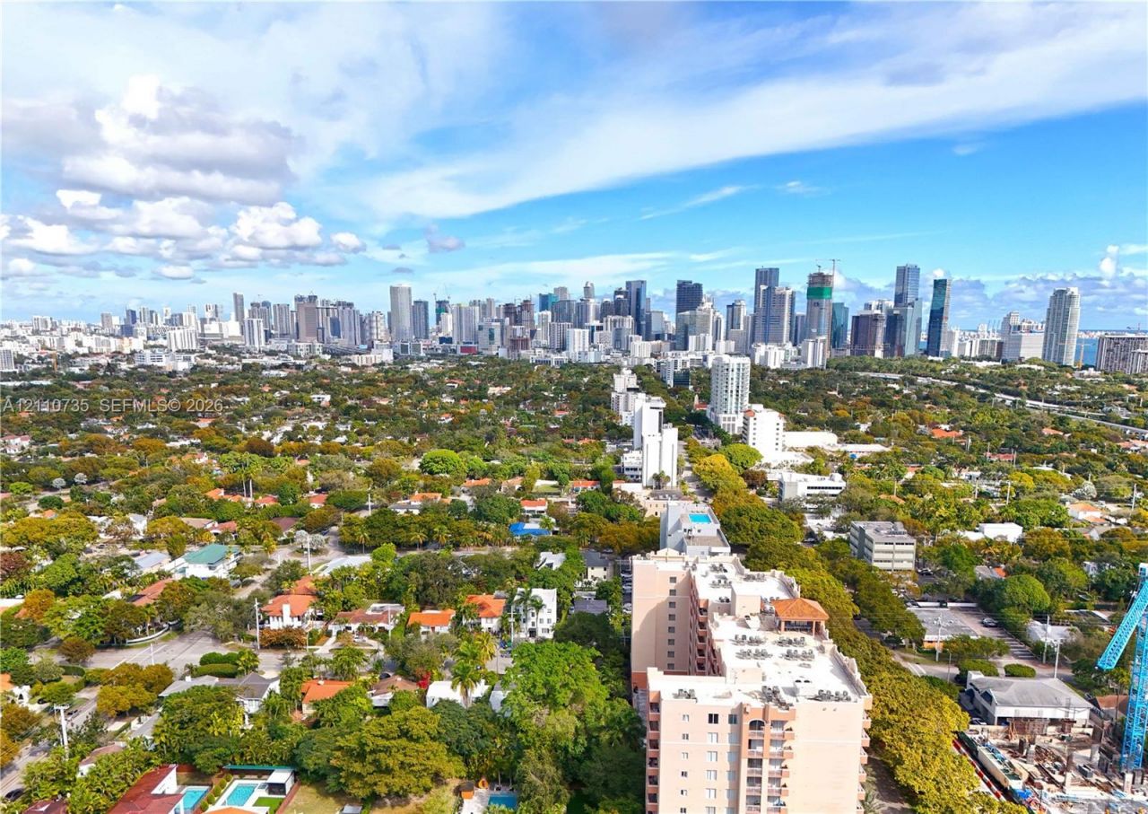 333 SW 30th Rd , Miami, FL 33129 Photo