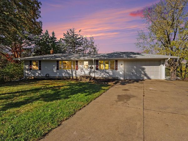 7286 Clay Avenue E, Inver Grove Heights, MN 55076