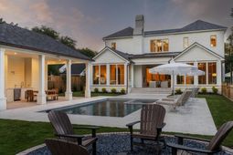 1447 Simmons Street photo 4