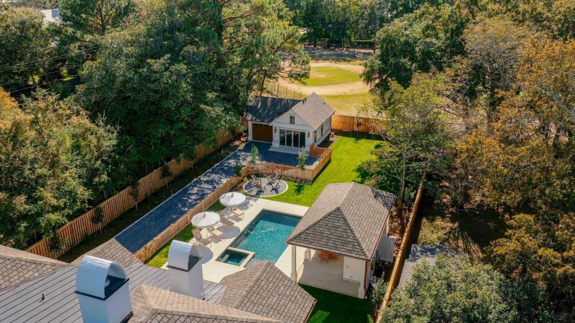 1447 Simmons Street Photo 88