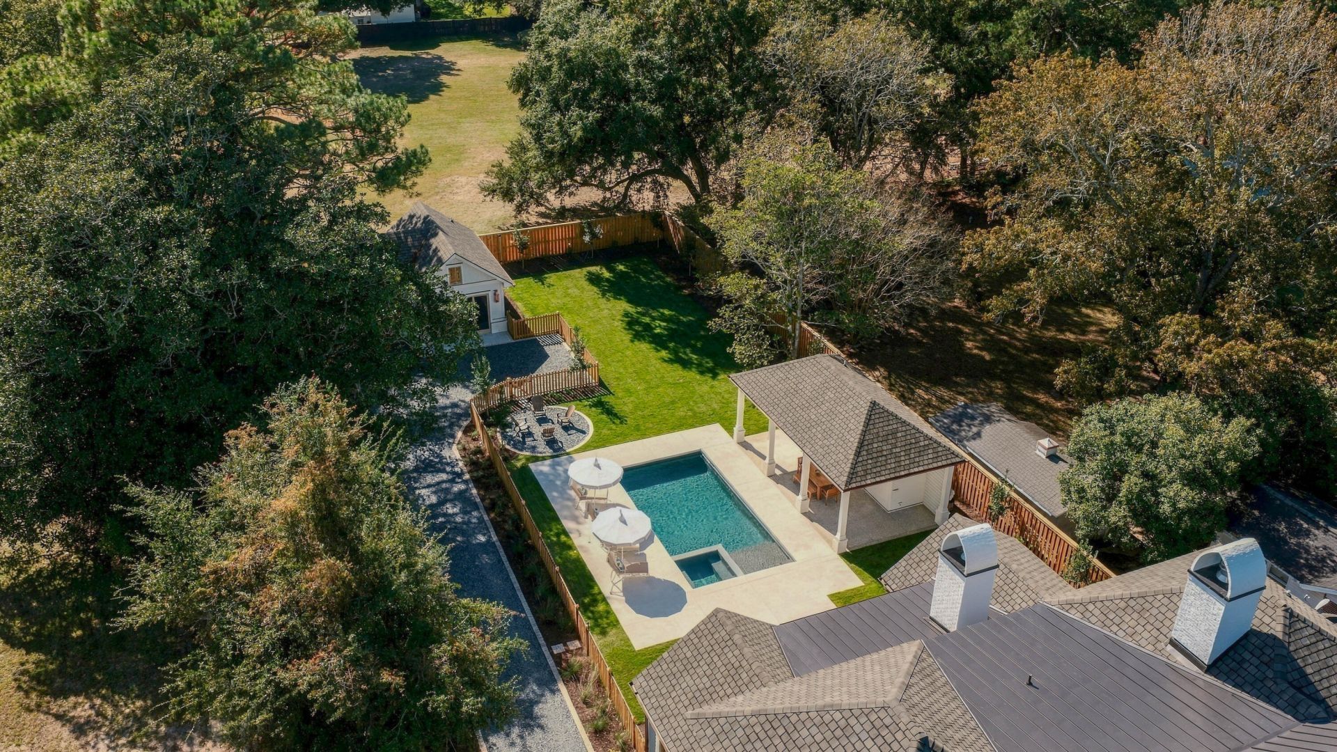 1447 Simmons Street Photo 89